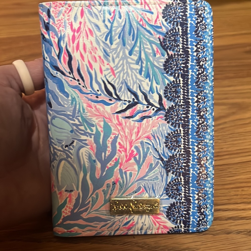 Lilly Pulitzer passport cover